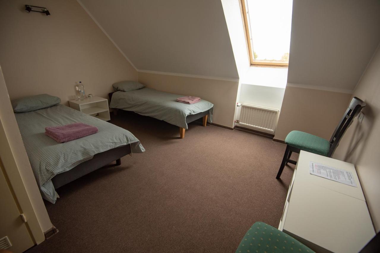 Aiakeskuse Hostel Раквере Экстерьер фото