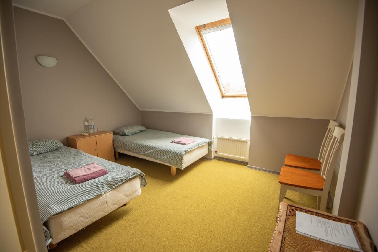 Aiakeskuse Hostel Раквере Экстерьер фото